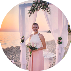 Photo of wedding host with beach background